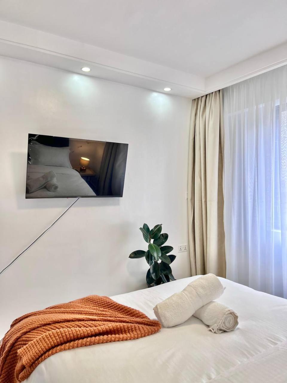 Winchester Gardens Apartment