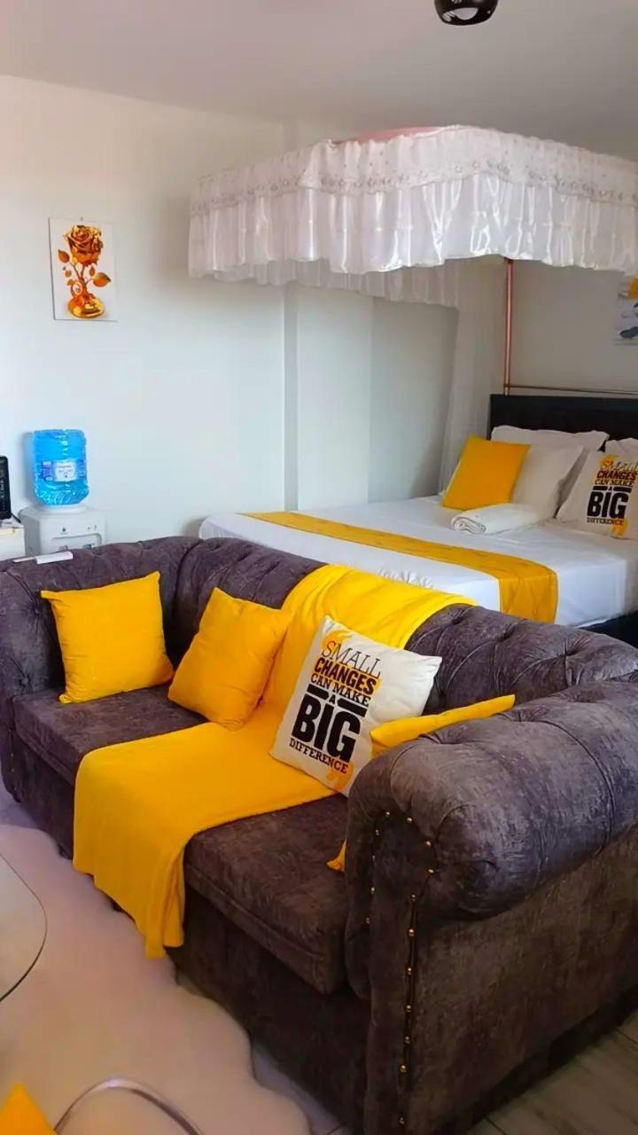 Stylish Near Jkia