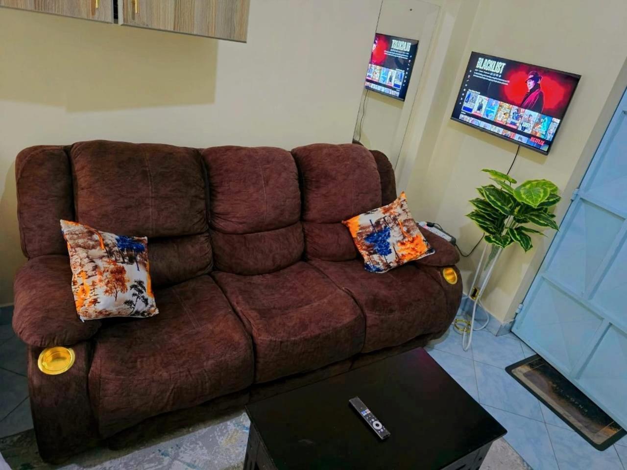 Flat In Business District *