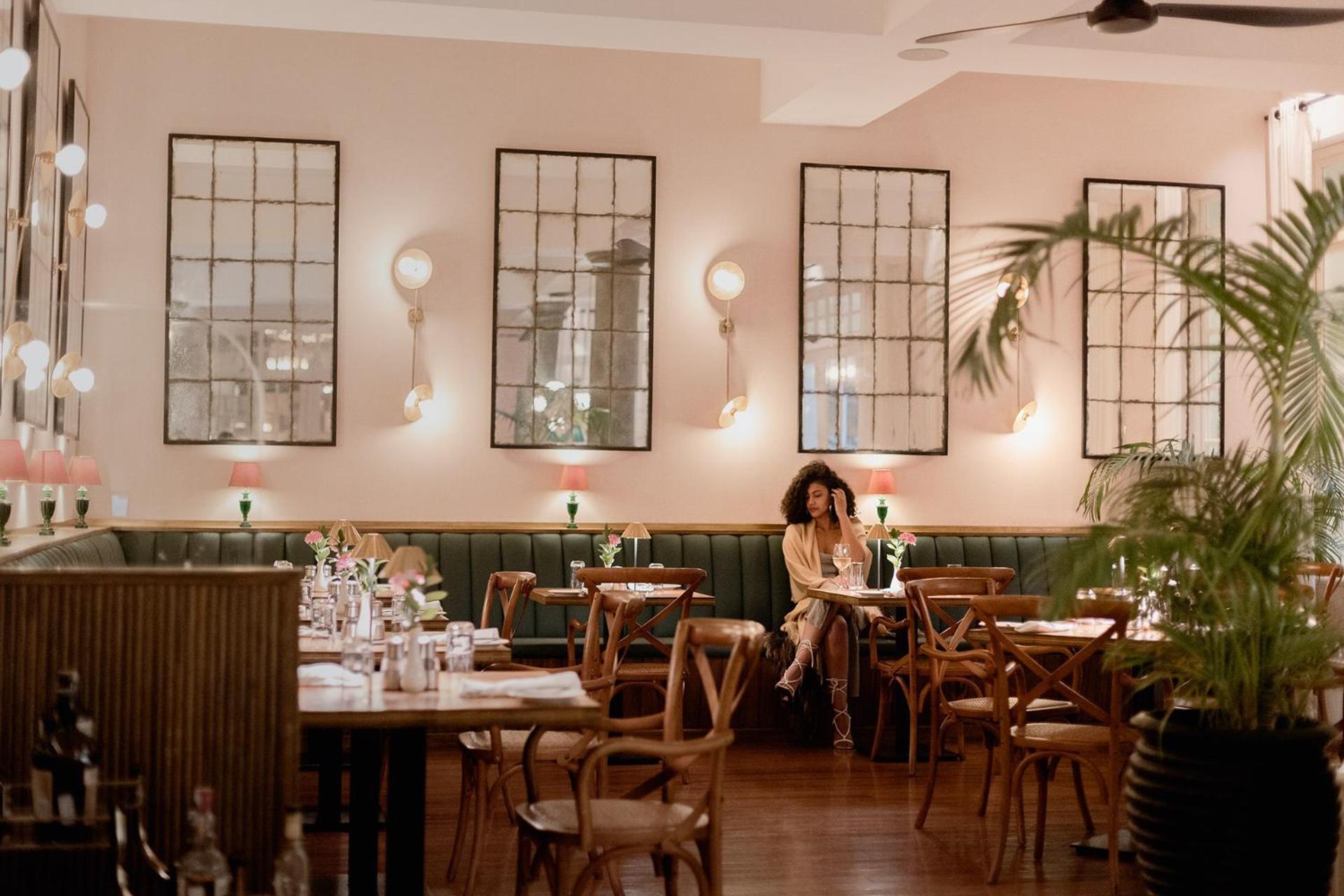 Hemingways Hotel 3*