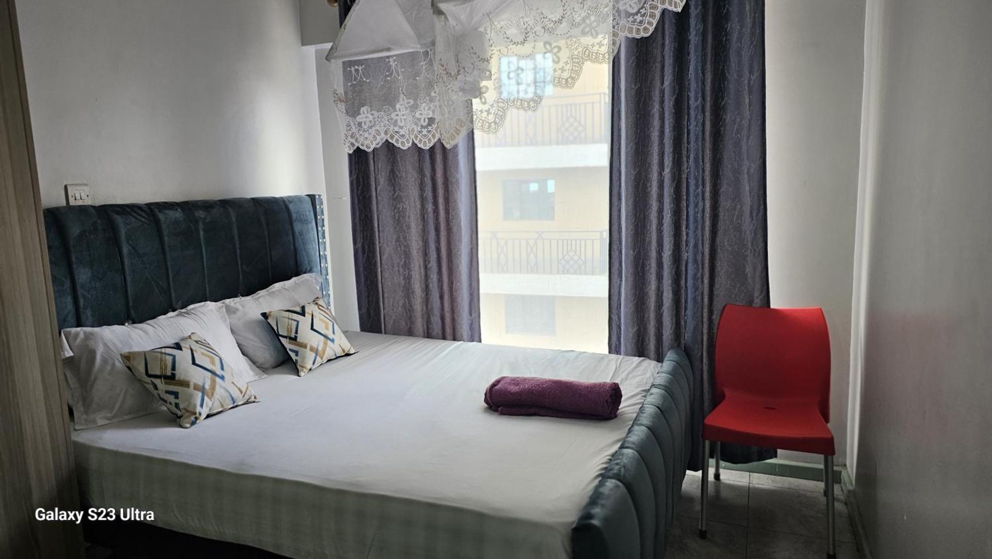 Pazoori Furnished And 1 Bedroom Apartment *