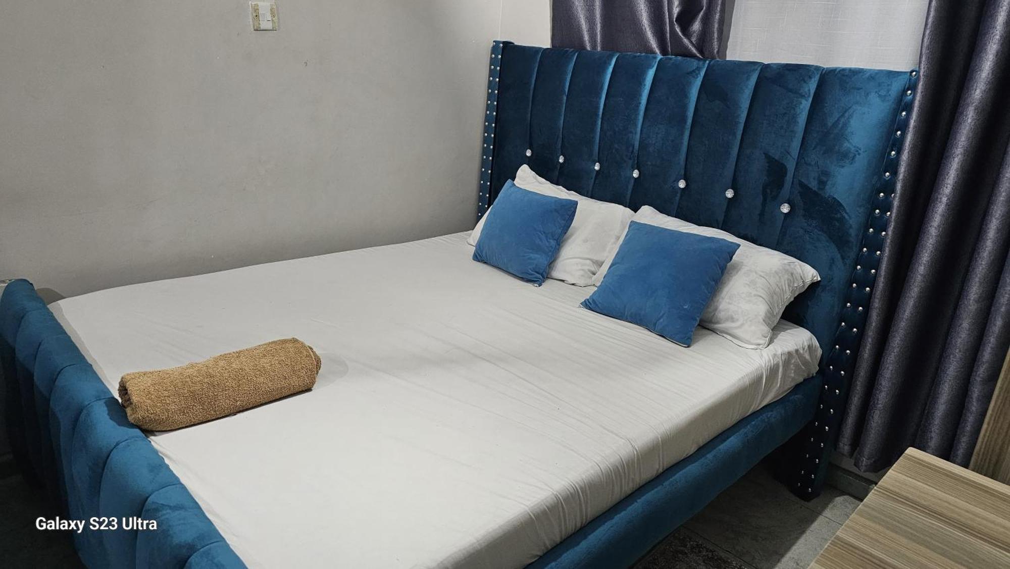 Apartment Pazoori Furnished And 1 Bedroom Nairobi