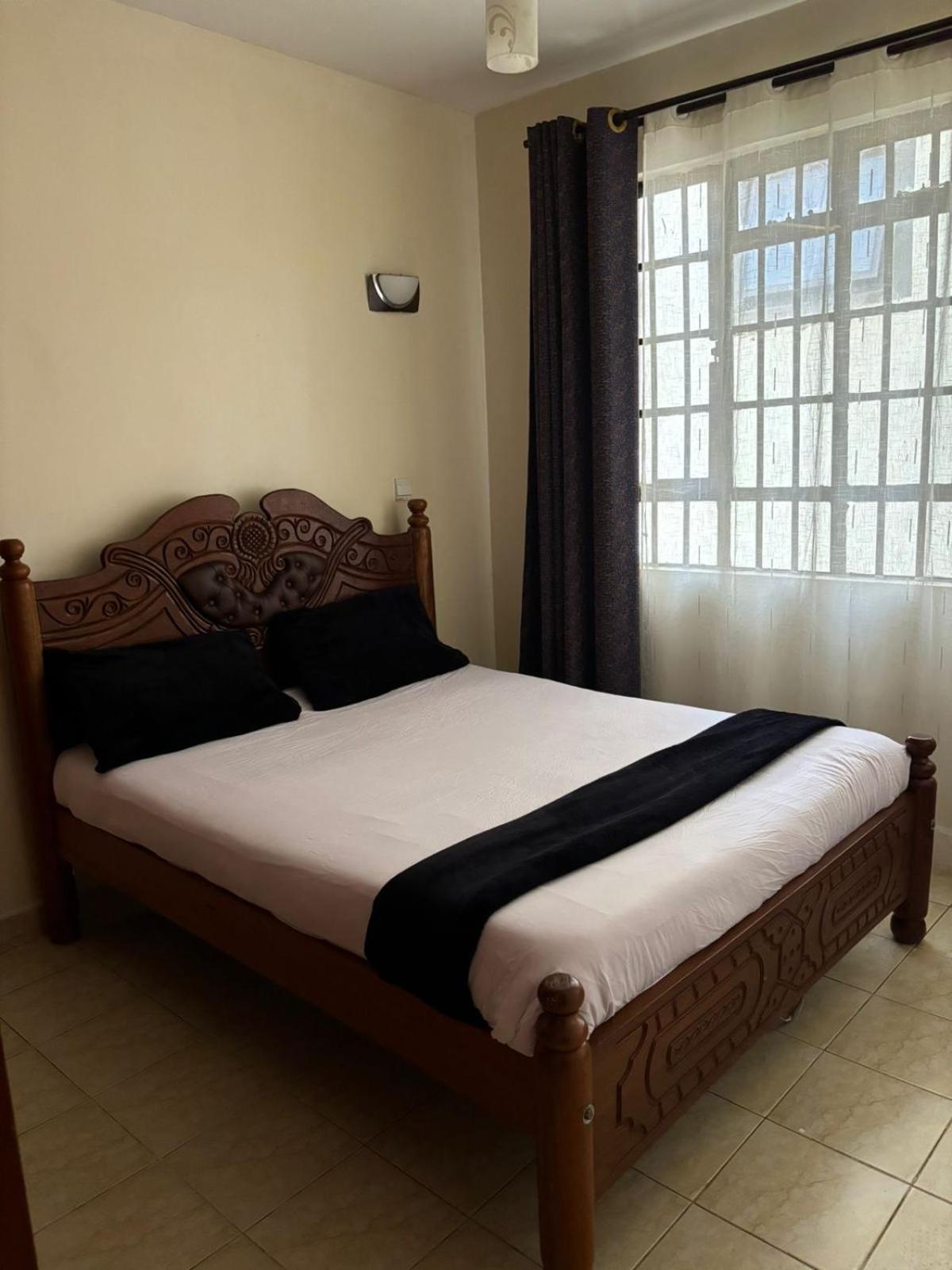 Kaya Lenana Guest house