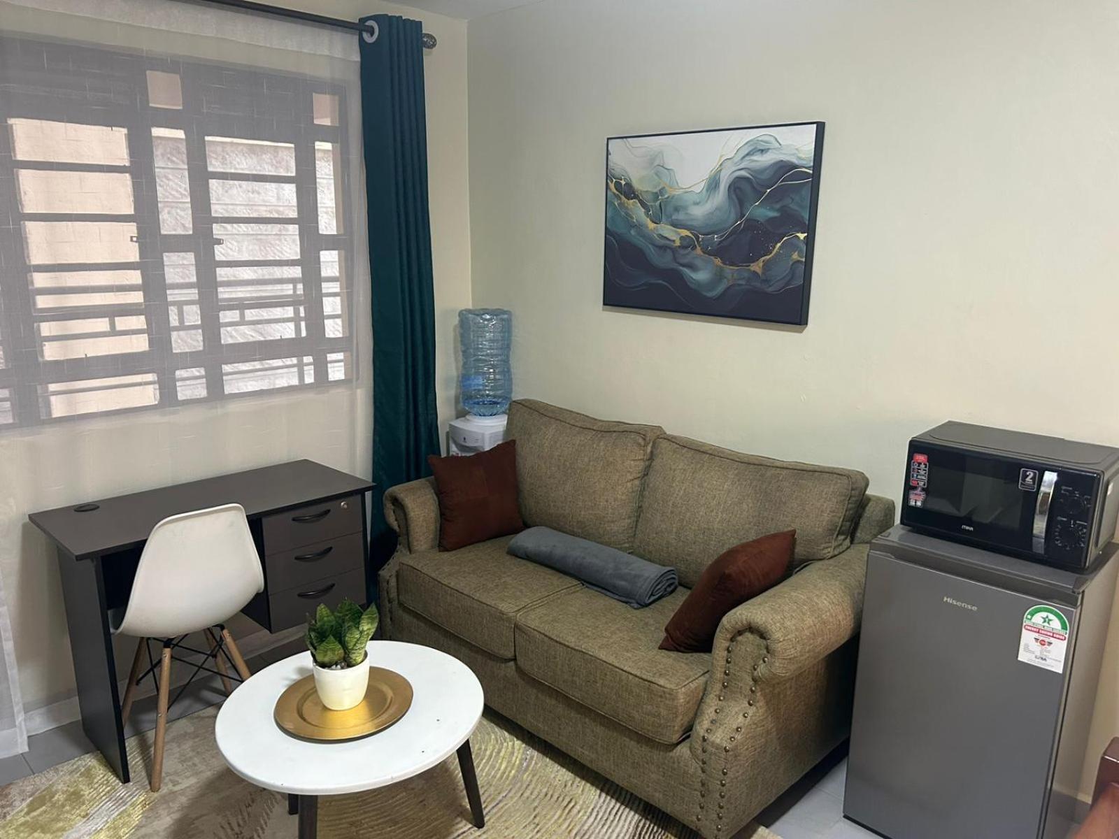 Cozy With Balcony In Ngong