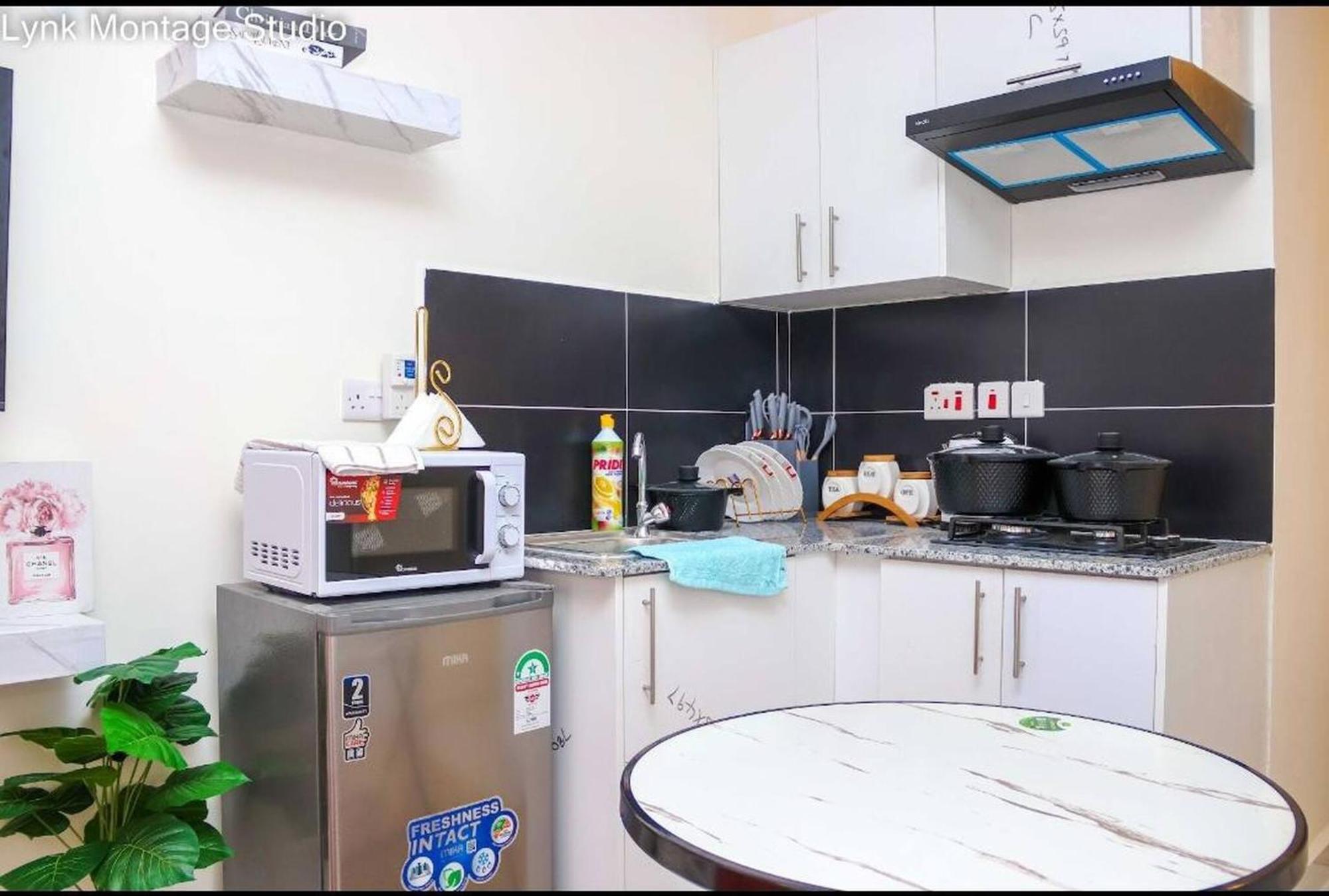 Timelines Jkia Airport View Apartment