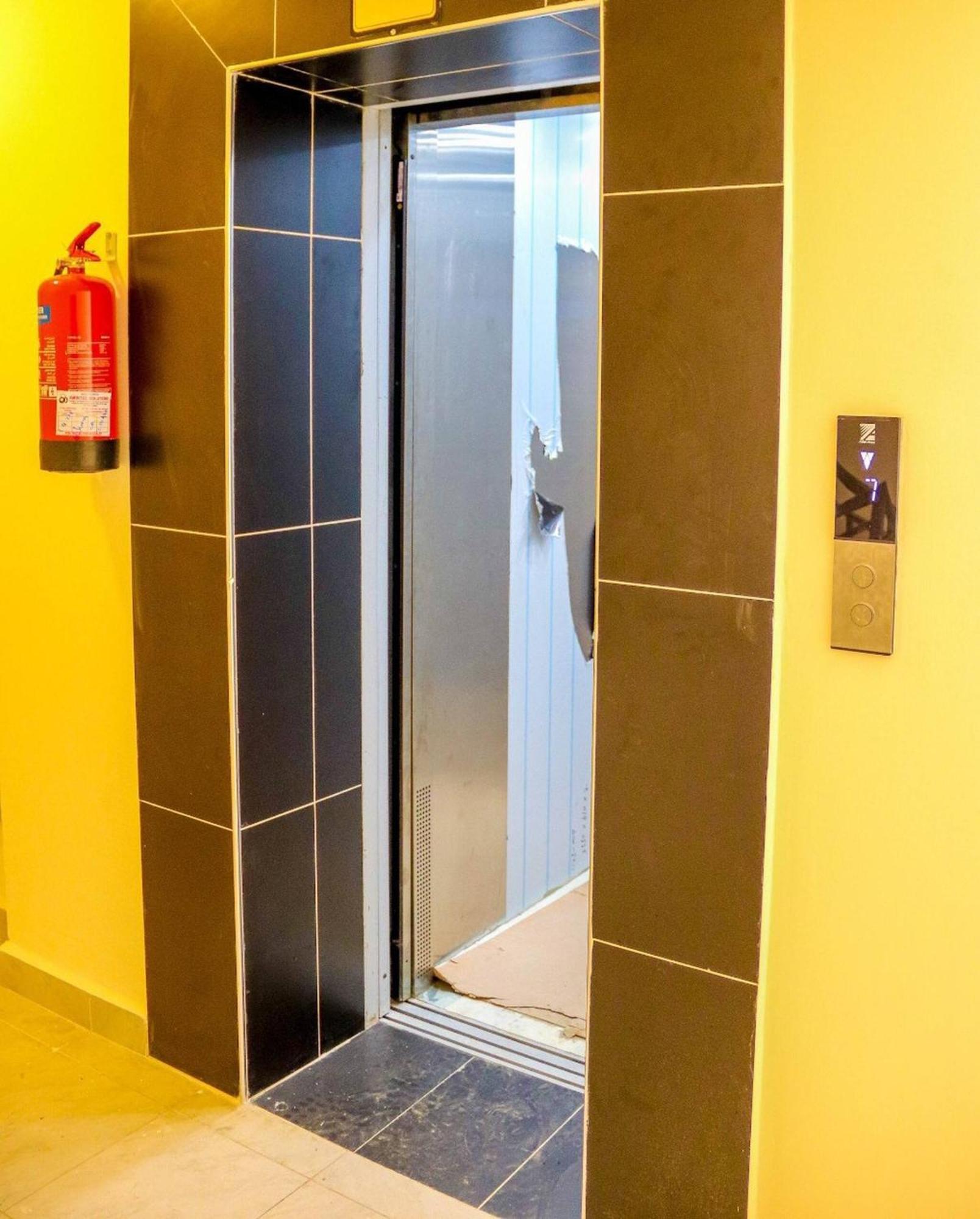 Apartment Landmoor Jkia Airport Way