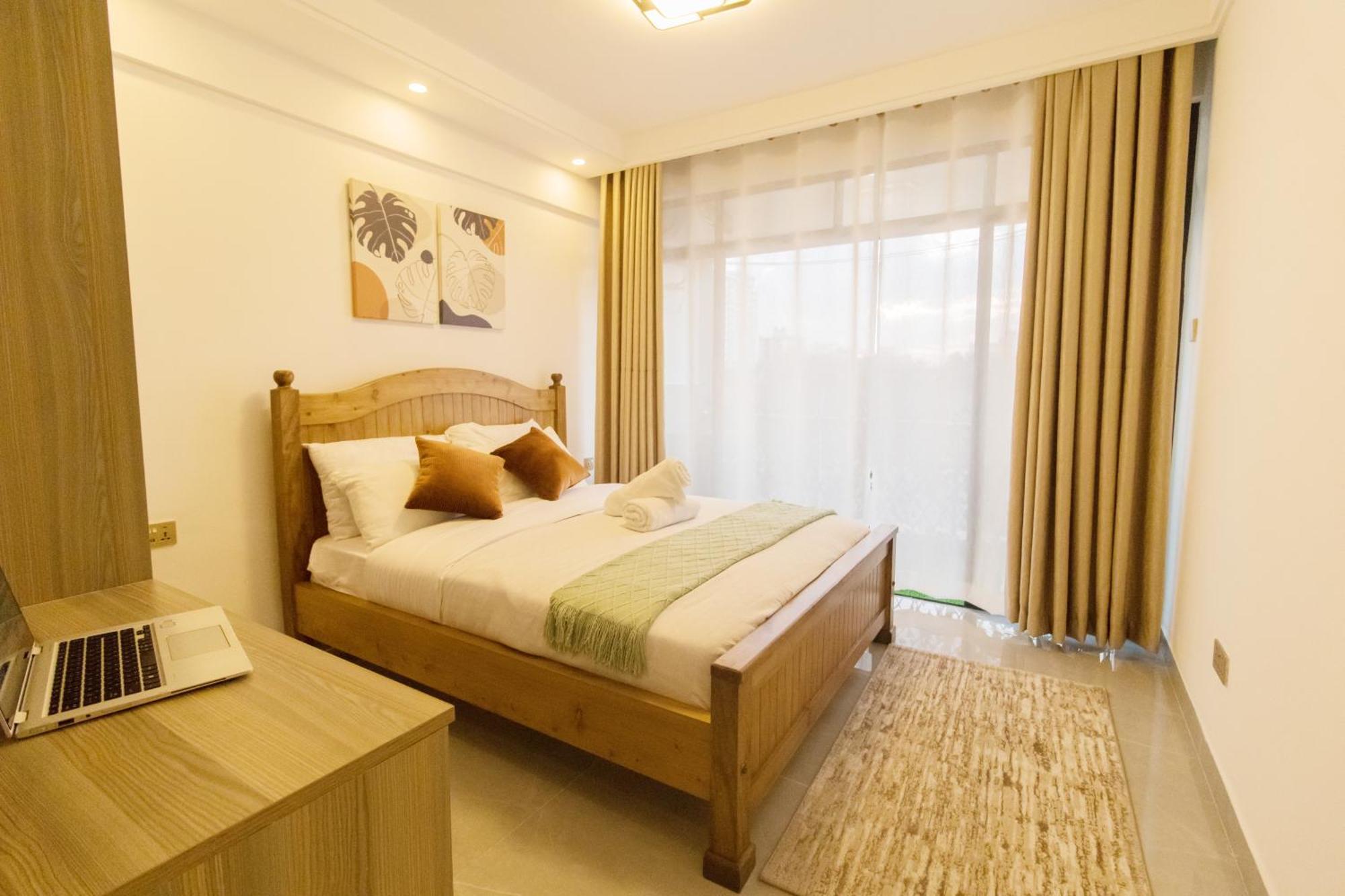 Flat In Lavington Apartment *