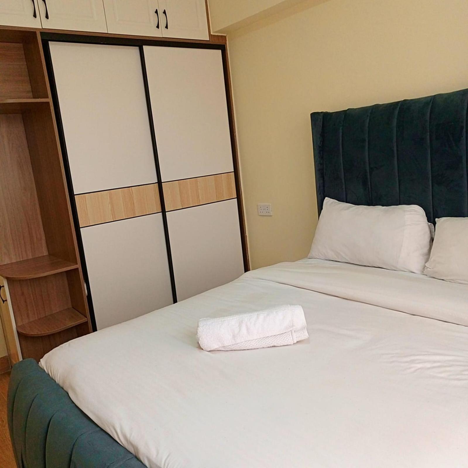 Apartment Enzi Heights Luxurious 2 Bedroom Furnished And Serviced With A Pool,gym And Playground Nairobi