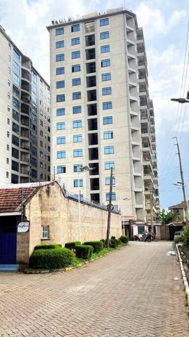 Apartment Dhoar Luxury Two Bedroom In Kilimani *