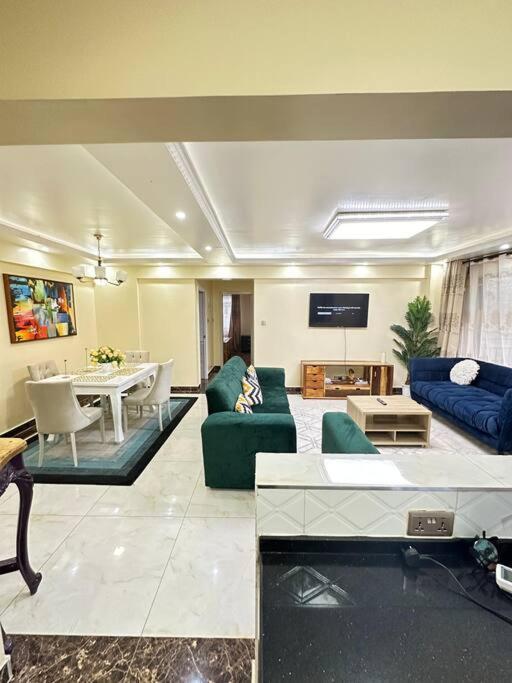 Dhoar Luxury Two Bedroom In Kilimani Apartment Nairobi