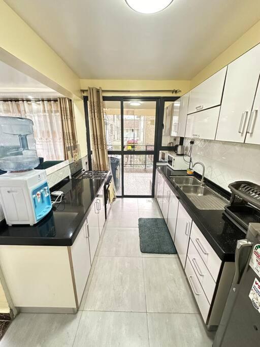 Dhoar Luxury Two Bedroom In Kilimani Apartment