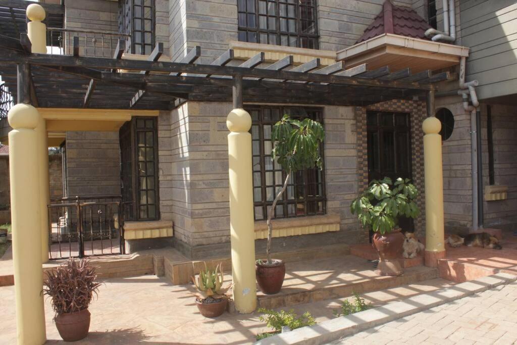 Eshborn's House Near Jomo Kenyatta International Airport Apartment Nairobi