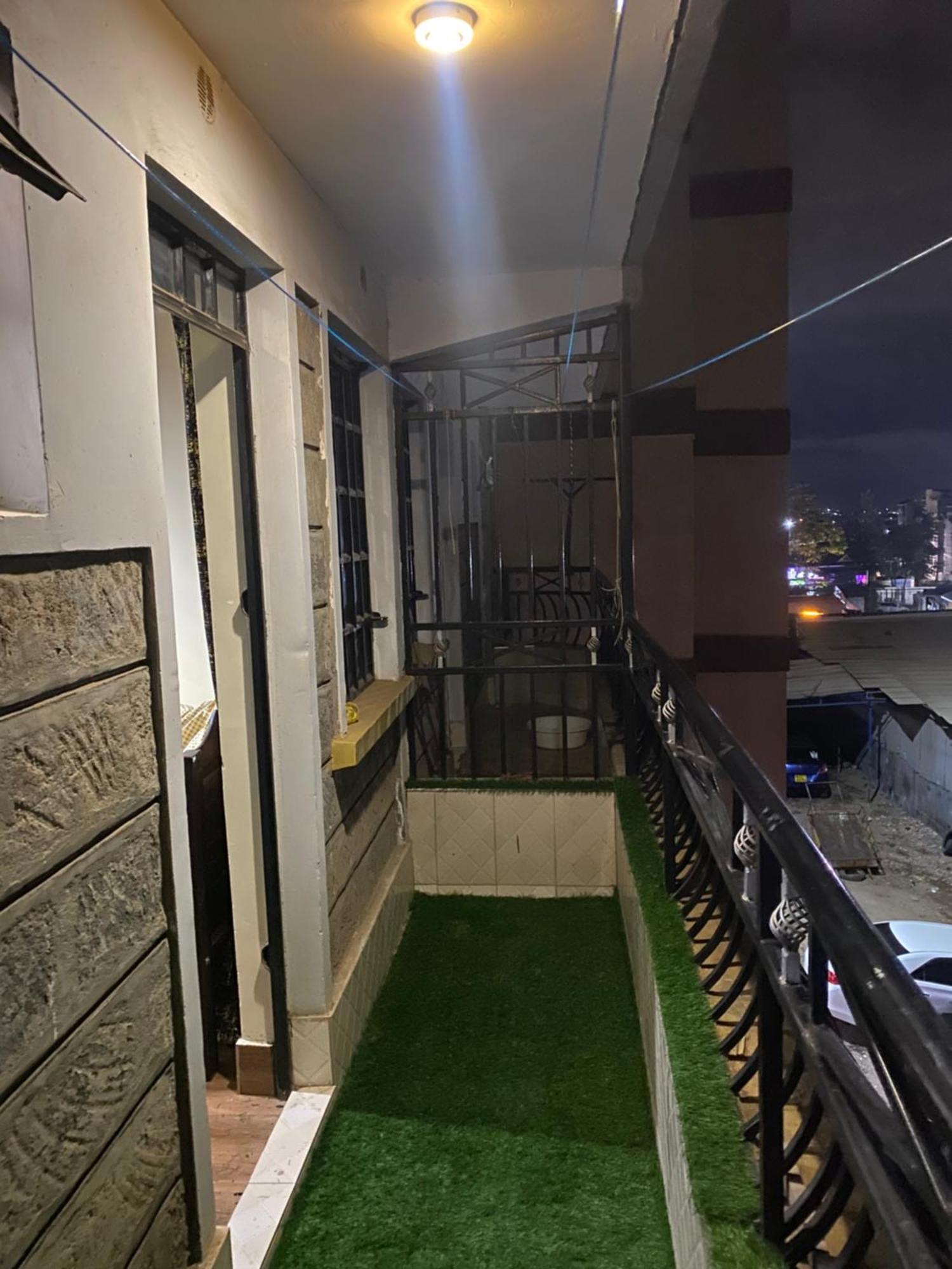 Apartment Cozy And Modern 2 Bedroom Mirema *
