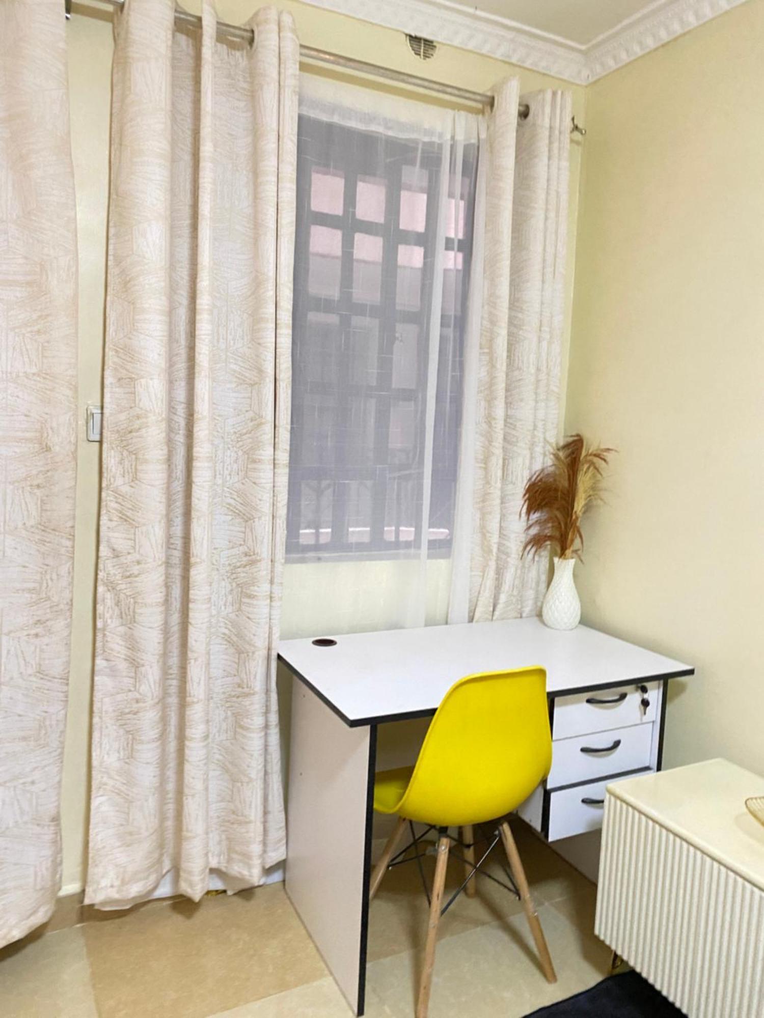 Apartment Cozy And Modern 2 Bedroom Mirema