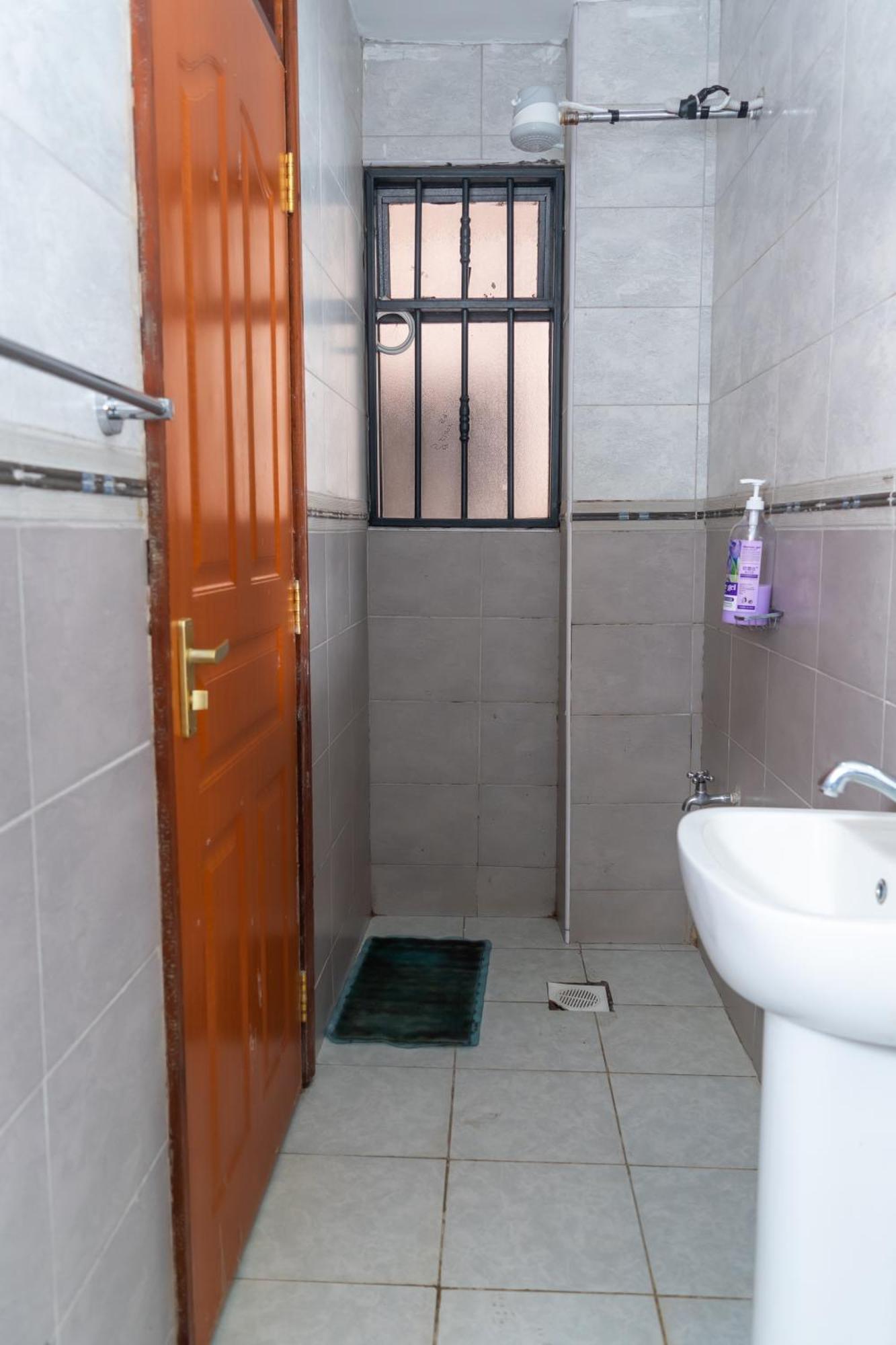 Luxury Two Bedroom Master & Apartment *