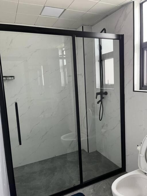 Apartment Classy 2 Bedroom Near Jkia Sgr With National Park View