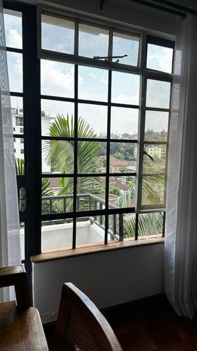 Apartment Rorot Lush 2 Bdrm Riverside *