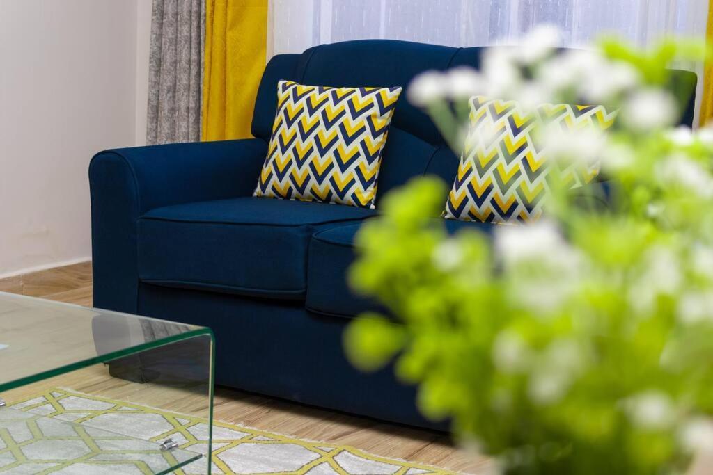 Apartment 65-inch Tv, Westlands Apt, Rooftop Pool, Gym, Bbq