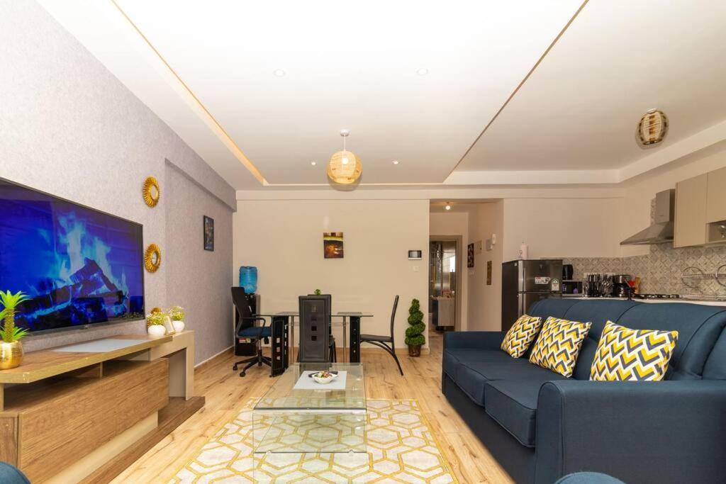 65-inch Tv, Westlands Apt, Rooftop Pool, Gym, Bbq Apartment Nairobi