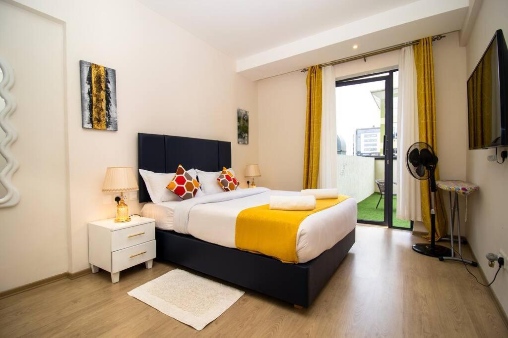 65-inch Tv, Westlands Apt, Rooftop Pool, Gym, Bbq Nairobi