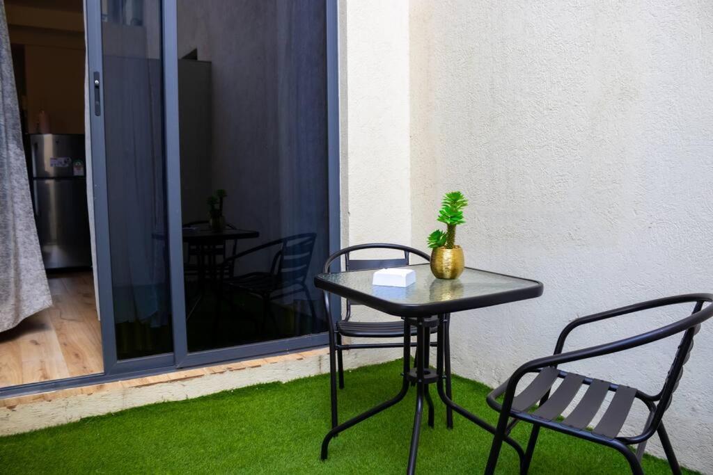 65-inch Tv, Westlands Apt, Rooftop Pool, Gym, Bbq Apartment