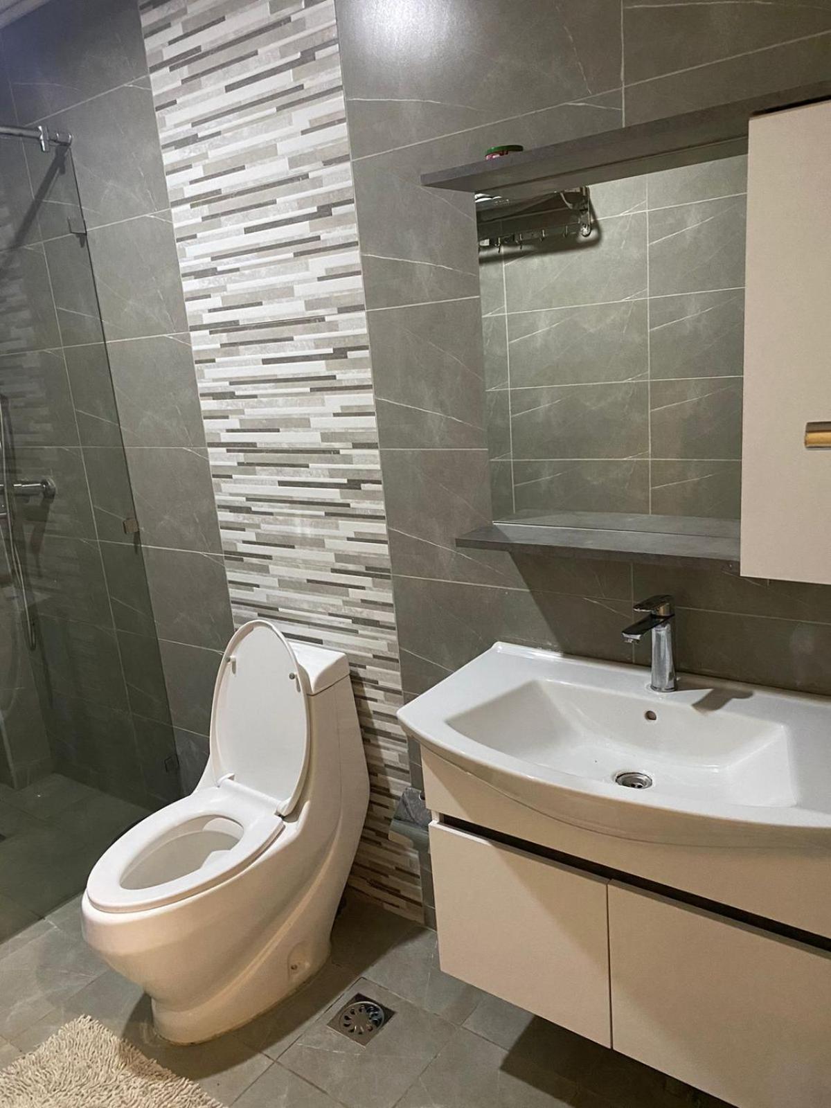 2 Bedroom Exquisite At Siaya Park By Manna