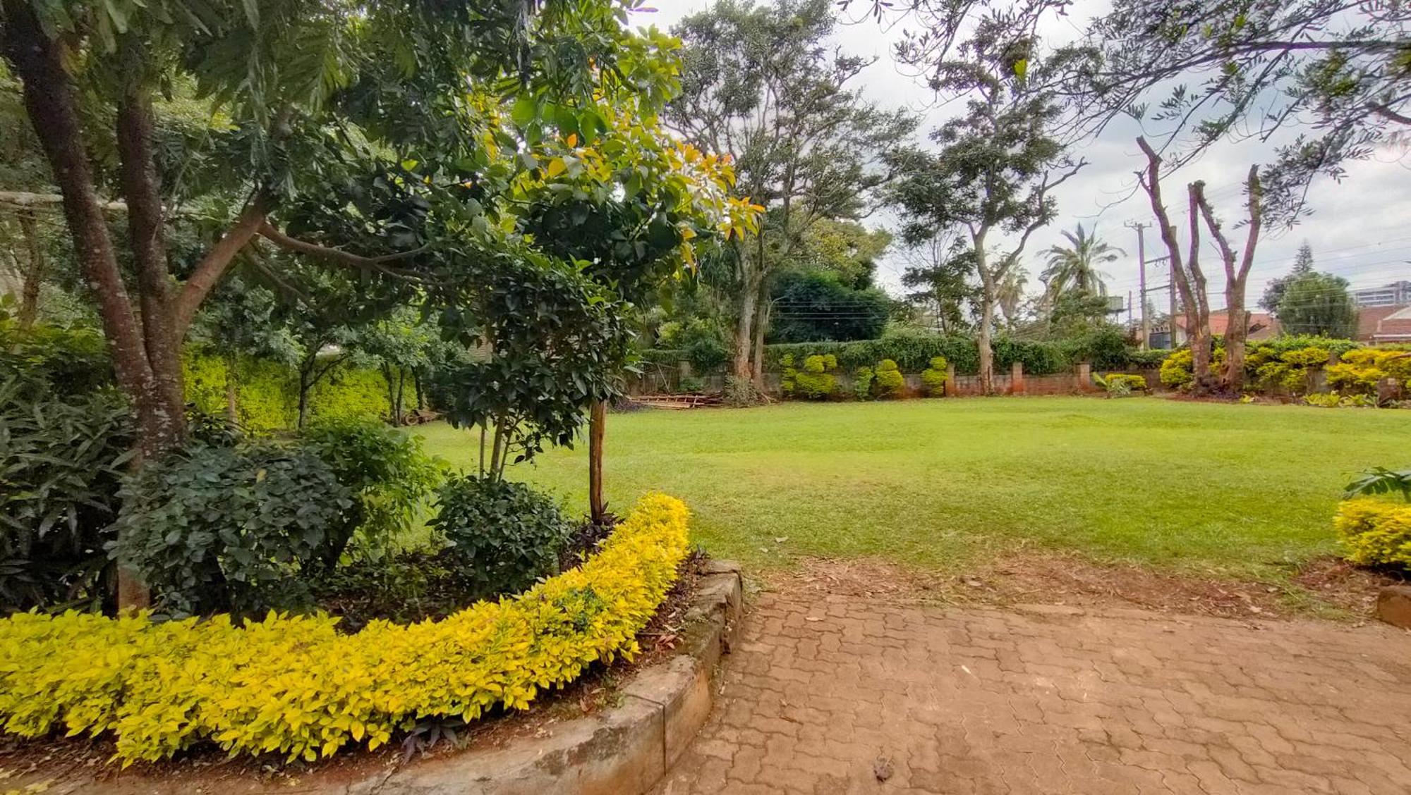 Apartment 94 Rosylnn Lonetree Estate