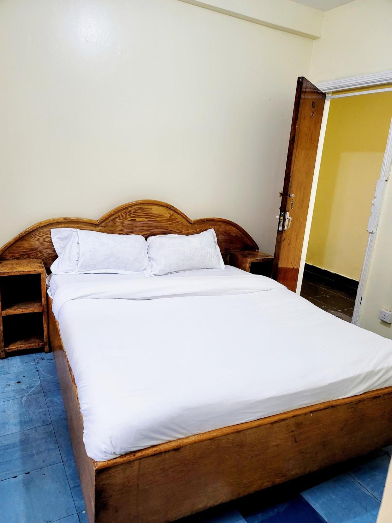 Hotel Breeze Cbd