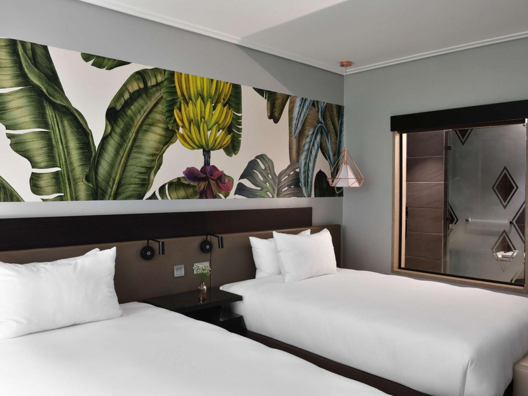 Hotel Novotel Westlands 5*