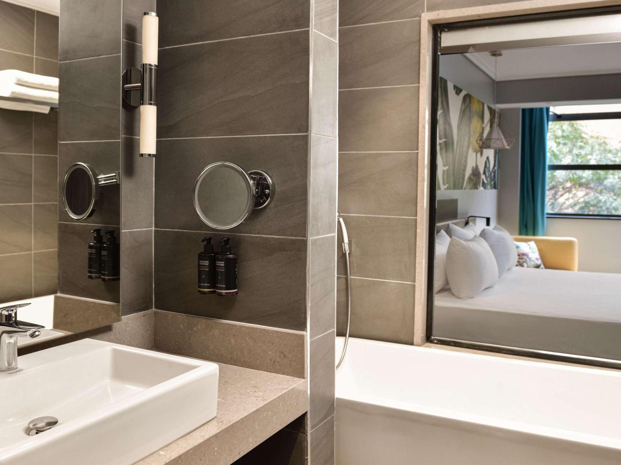 Hotel Novotel Westlands