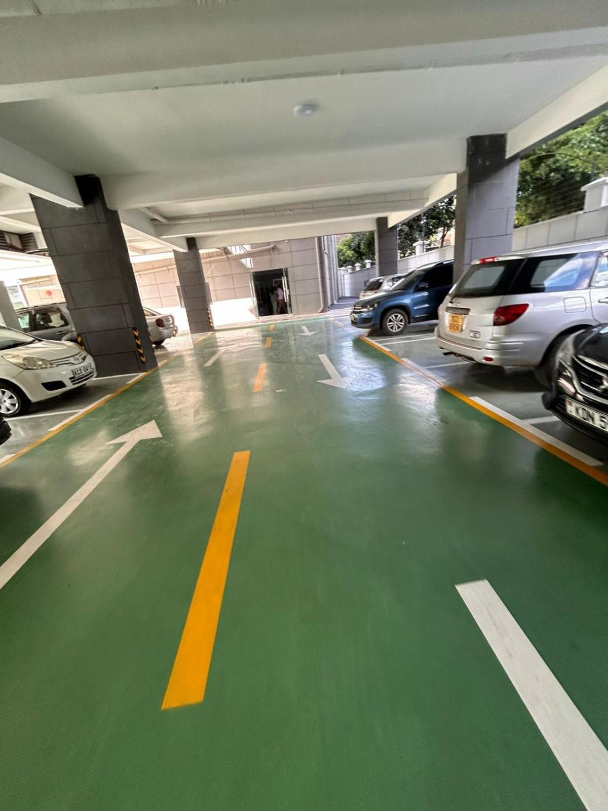 Apartment Tier Residense