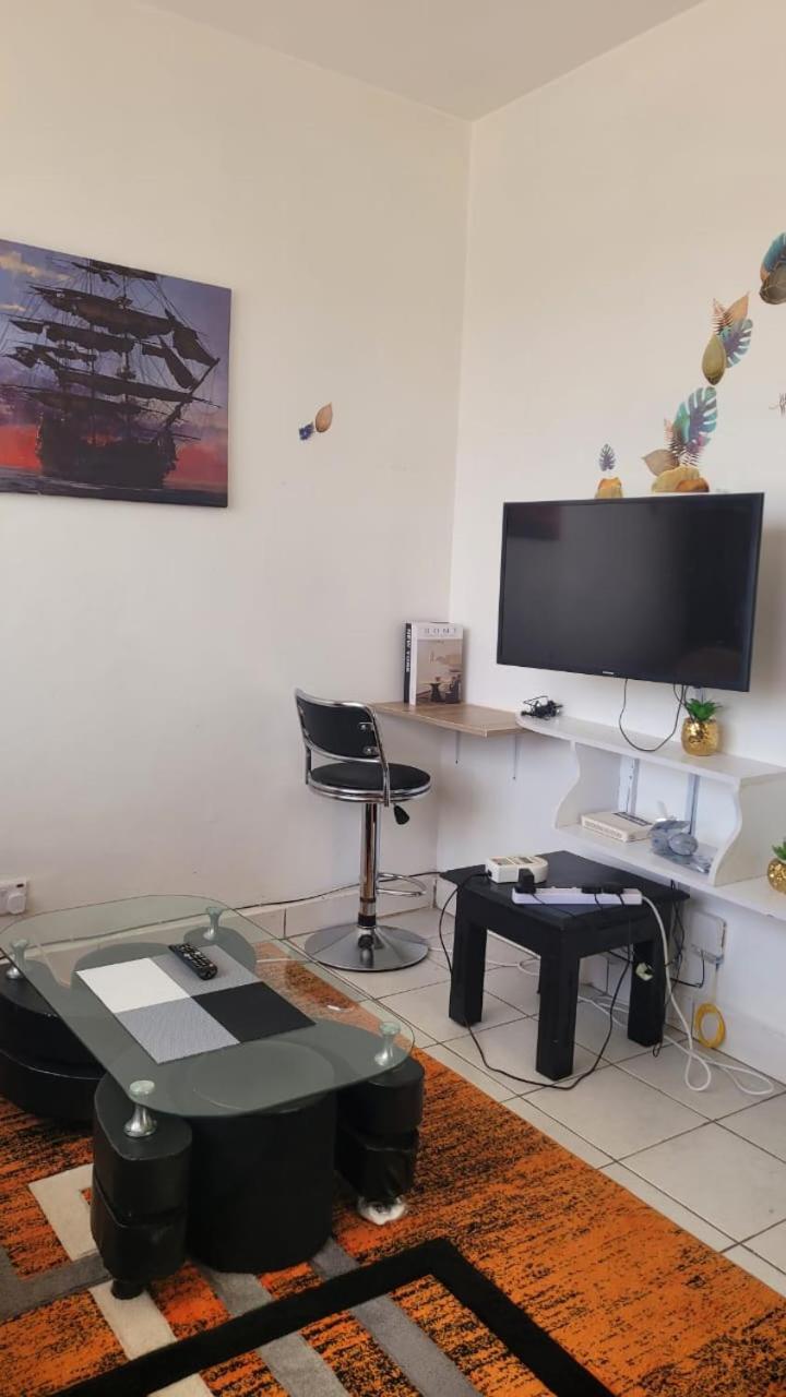 Elfiehomes Apartment
