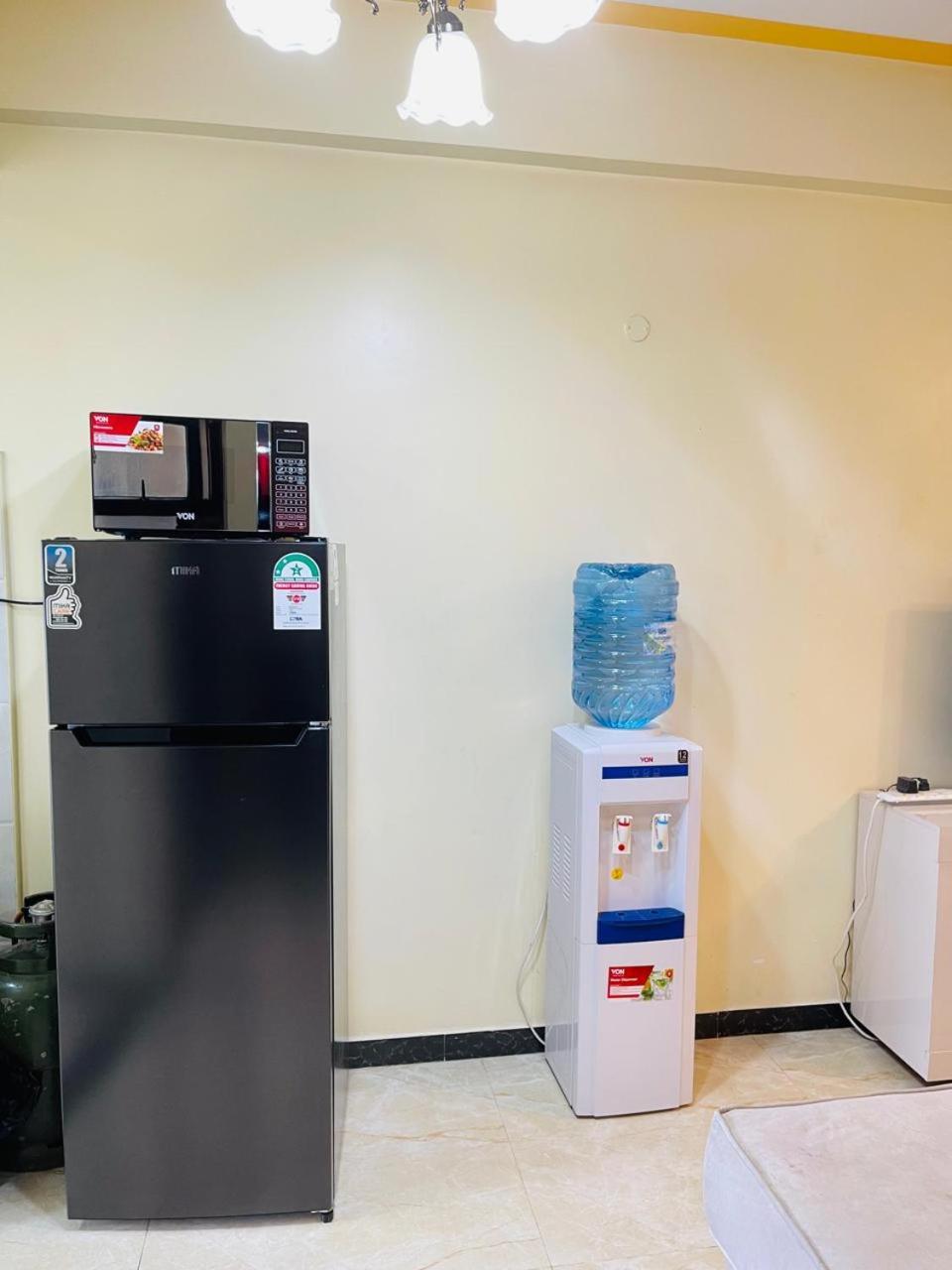 Kilimani Vacation One And Half Bedroom Netflix Near Yaya Centre