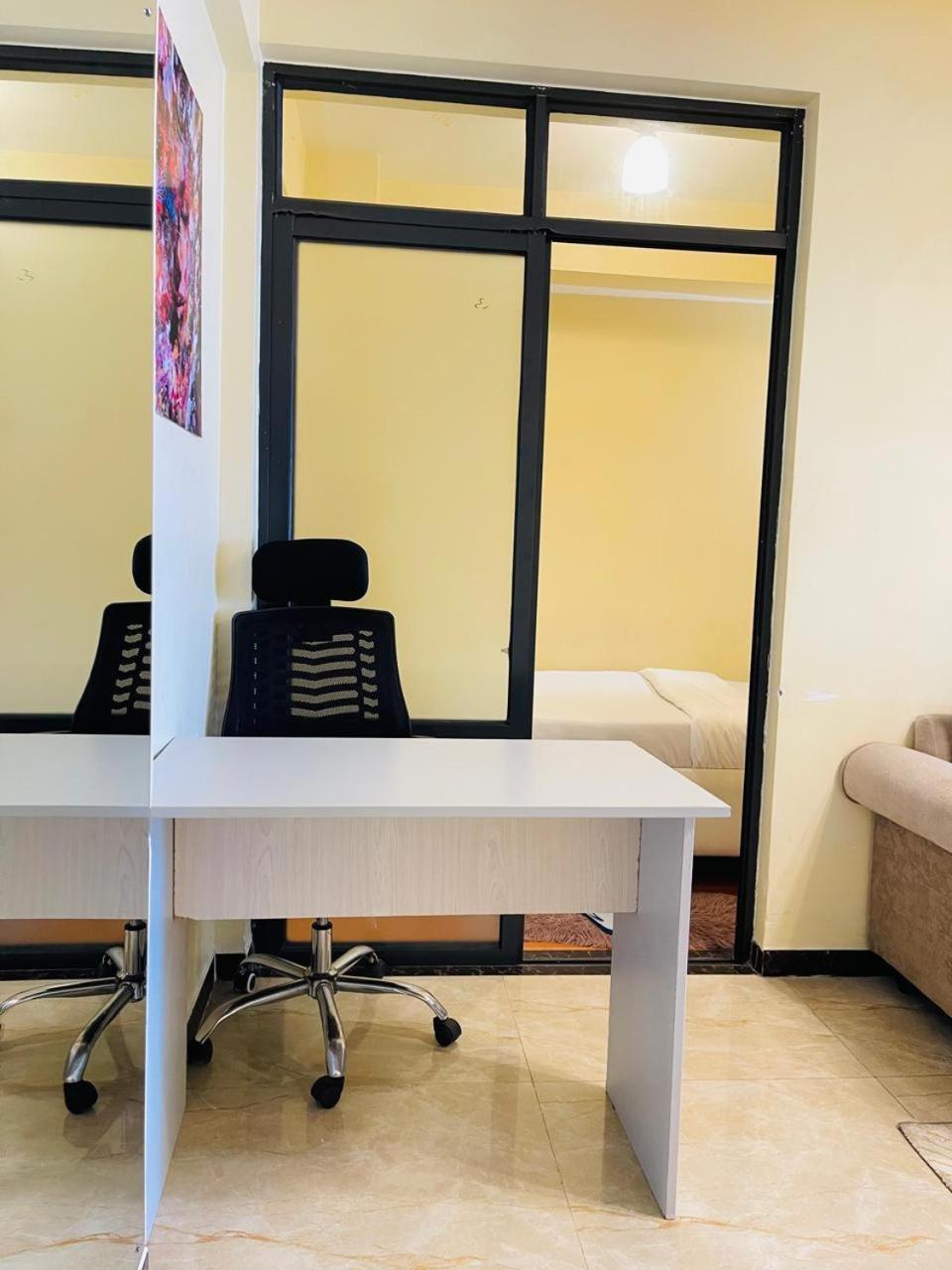 Apartment Kilimani Vacation One And Half Bedroom Netflix Near Yaya Centre Nairobi