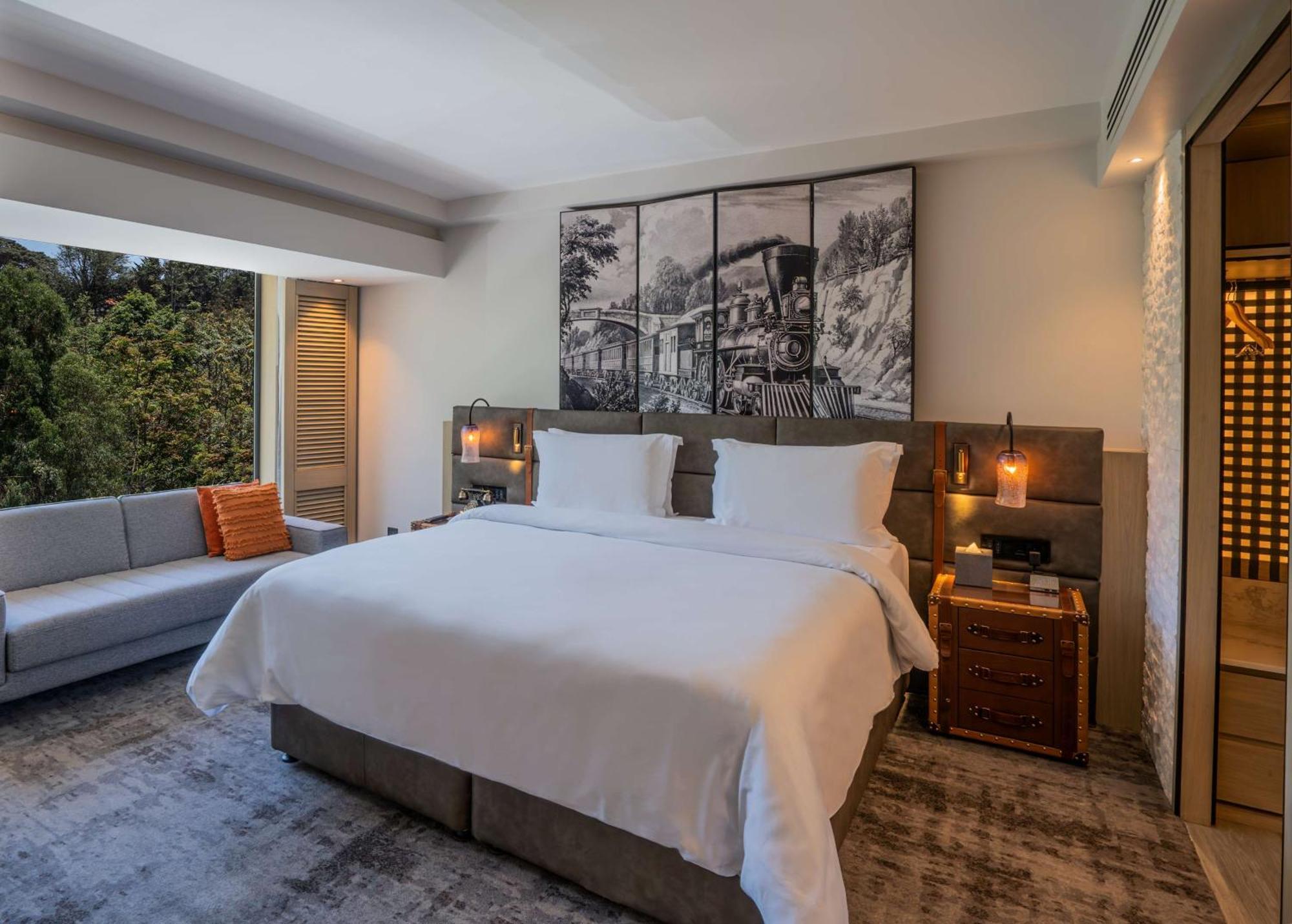 Kwetu Nairobi, Curio Collection By Hilton 5* Nairobi
