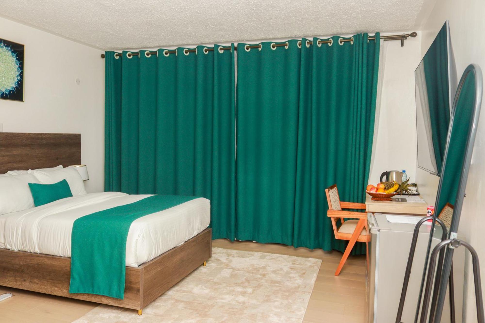 Hotel Lumina Gigiri 4*