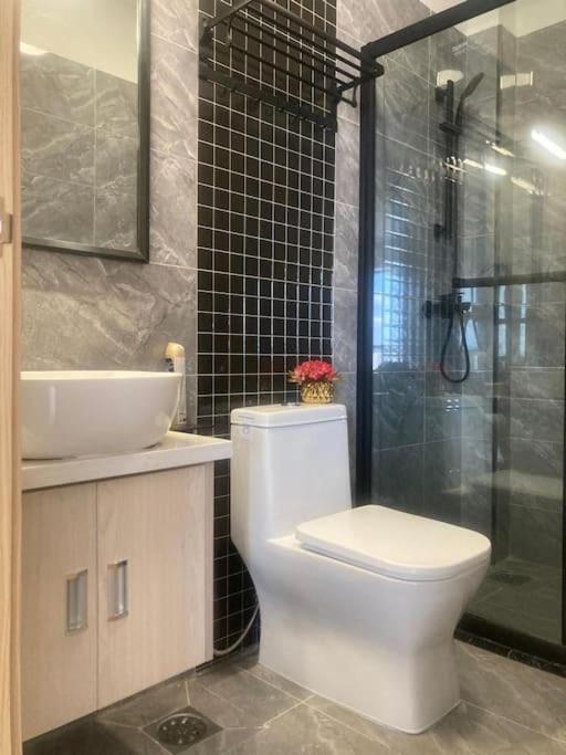 7-star Residency Apartment