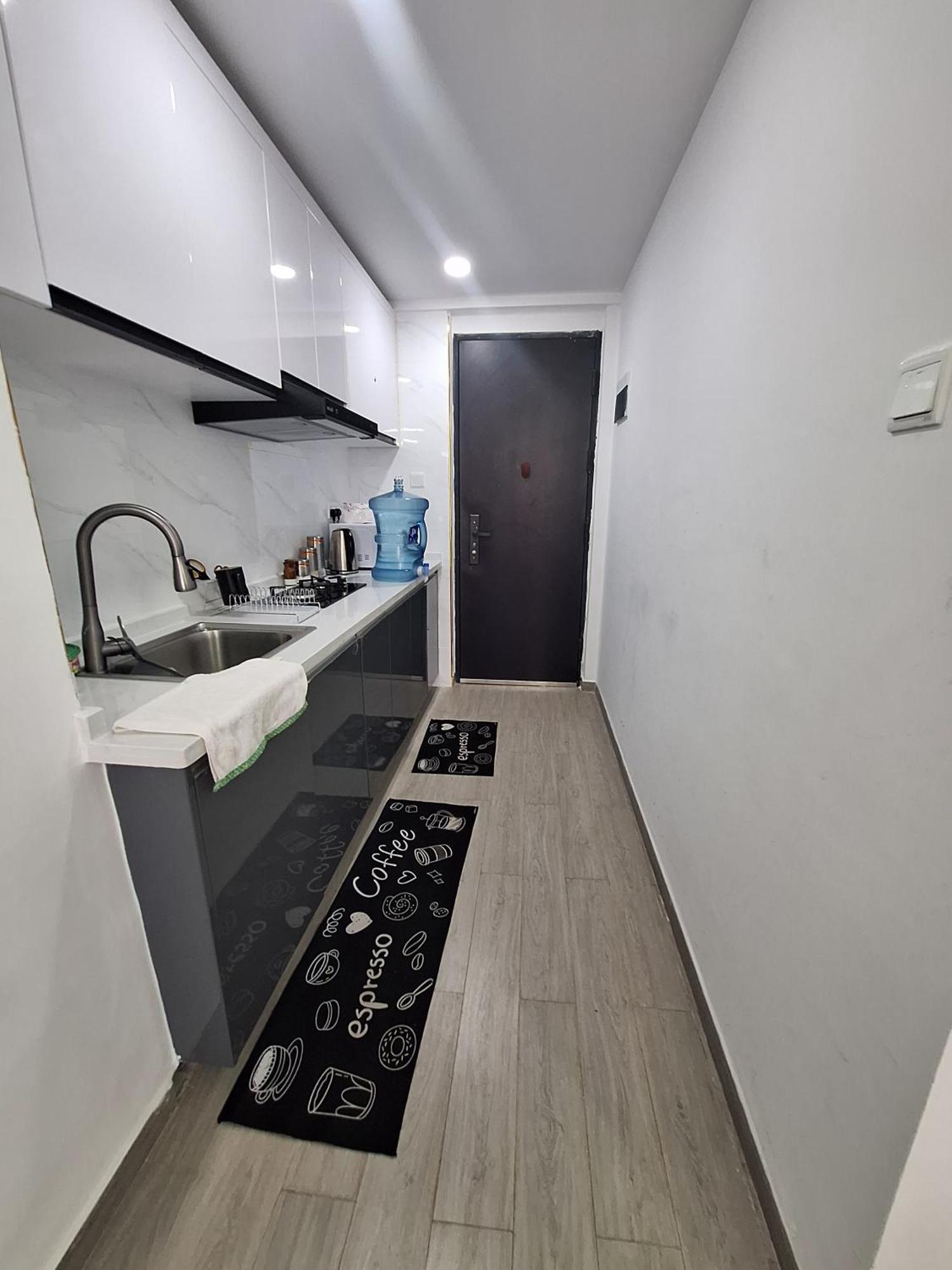 Cozy Studio At Goldpark Homes Apartment