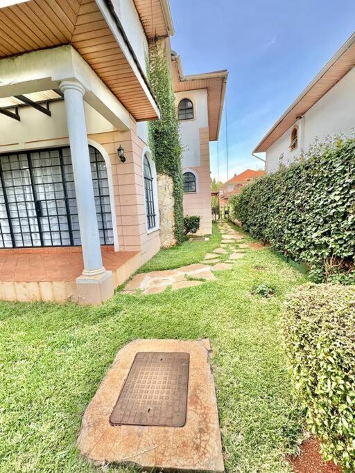 Exquisite 4-bedroom In Prime Gated Community Villa *