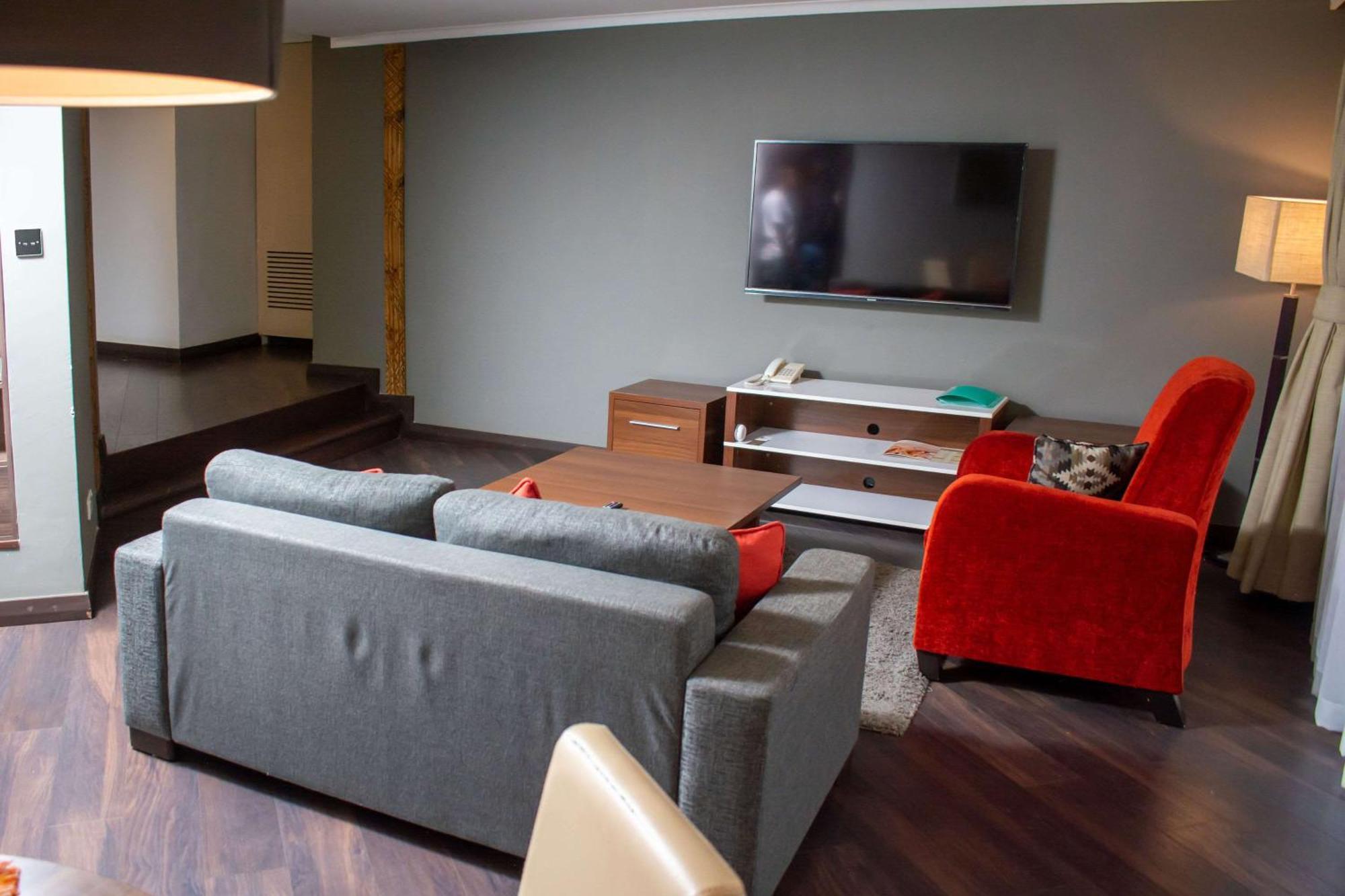 Heri Heights Apartments, Surestay Collection By Western Aparthotel 3*