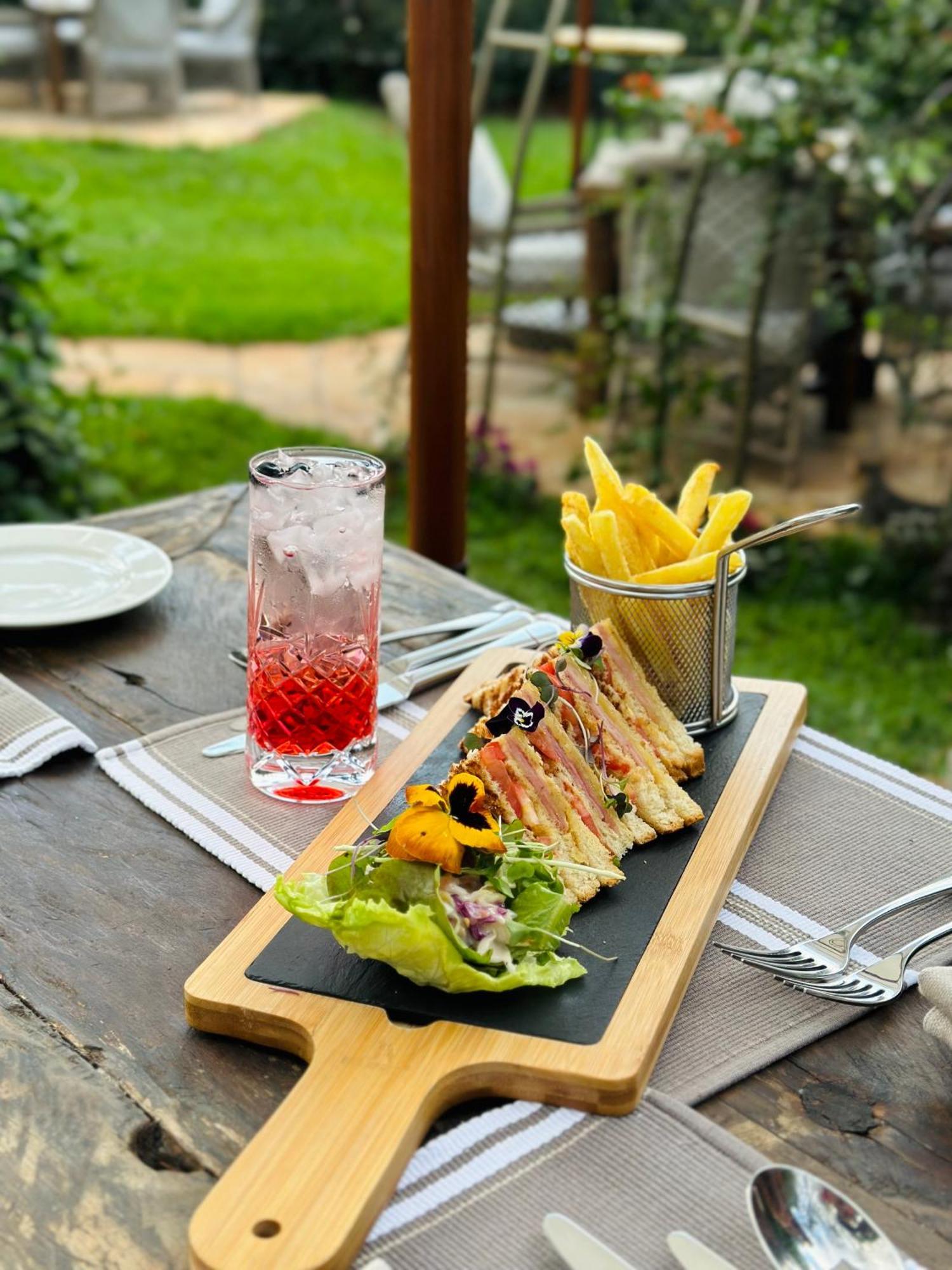 Lodge Karen Blixen Coffee Garden & Nairobi