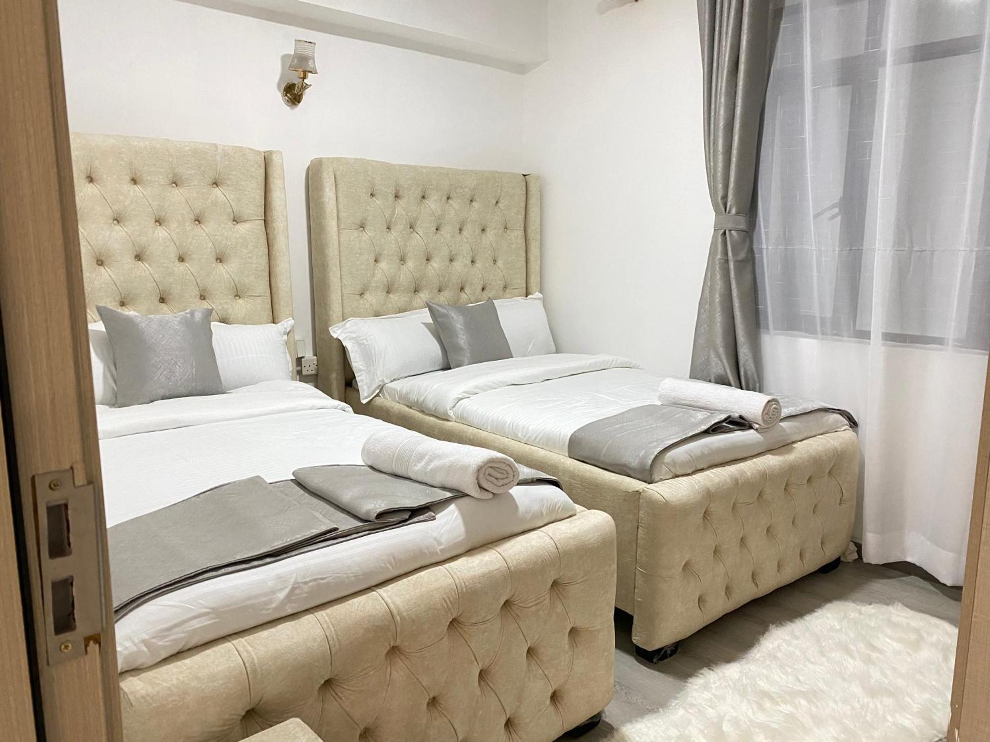 Apartment !!new!! Kilimani Near Yaya Centre, Malls, -gym, Gazebo, Play Ground