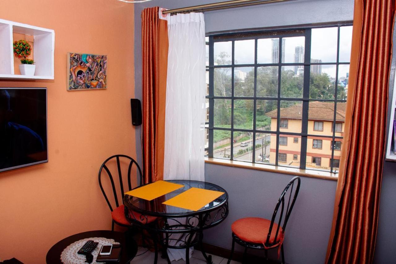 Newly Furnished Mvuli Near Museum Hill Apartamento