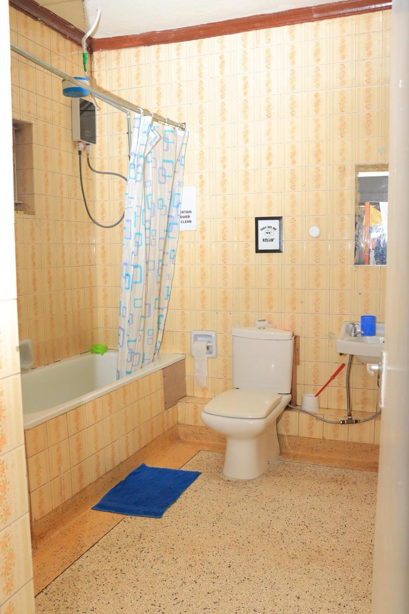 Jabulani Backpackers Hostel *