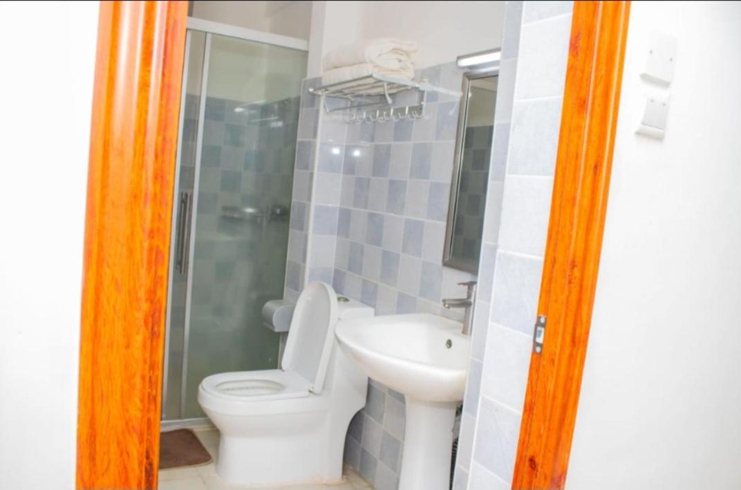 Apartment Charming 2br Haven Near Yaya In Kilimani Nairobi
