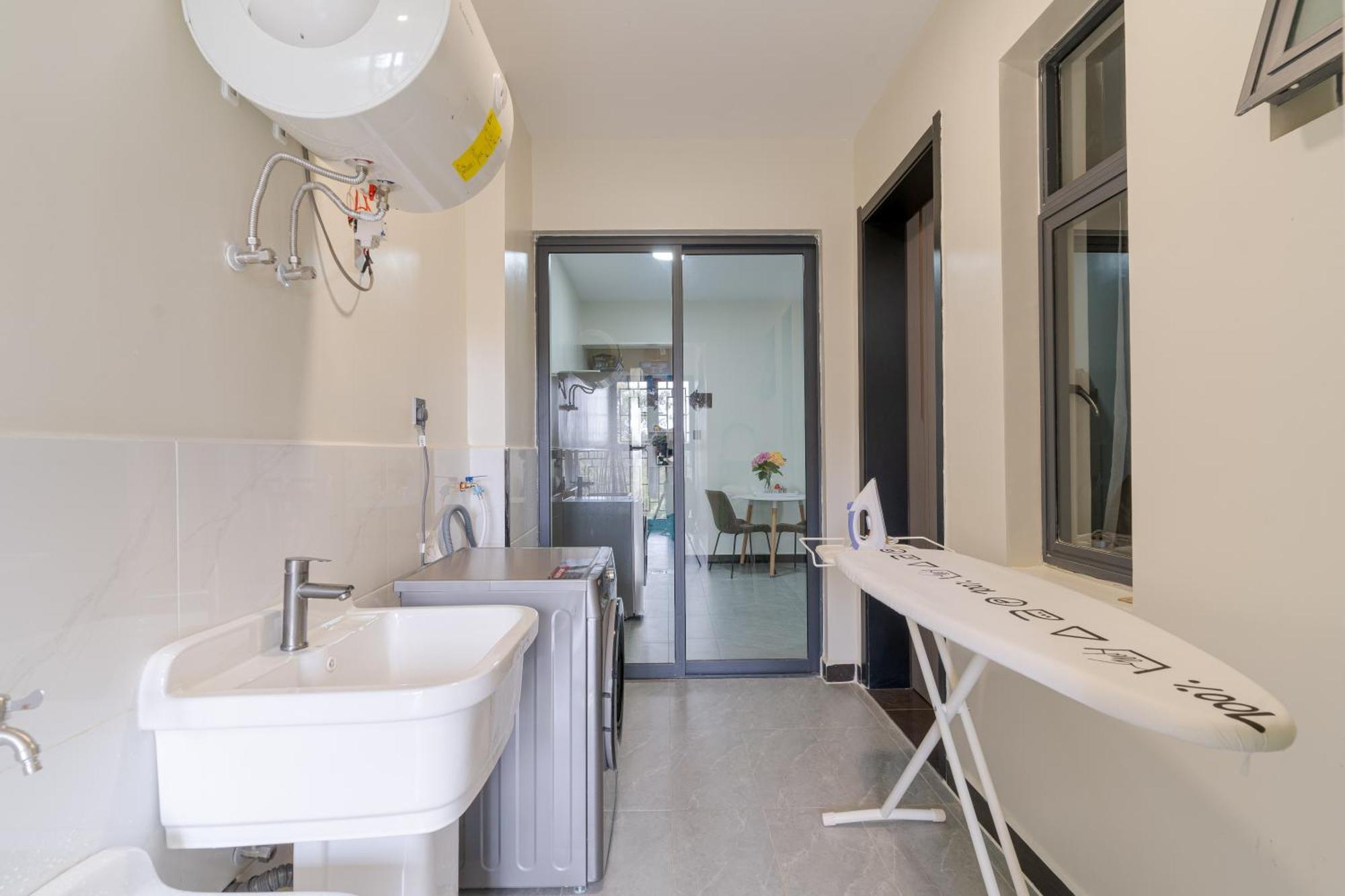 Jacaranda Homes Double Bed