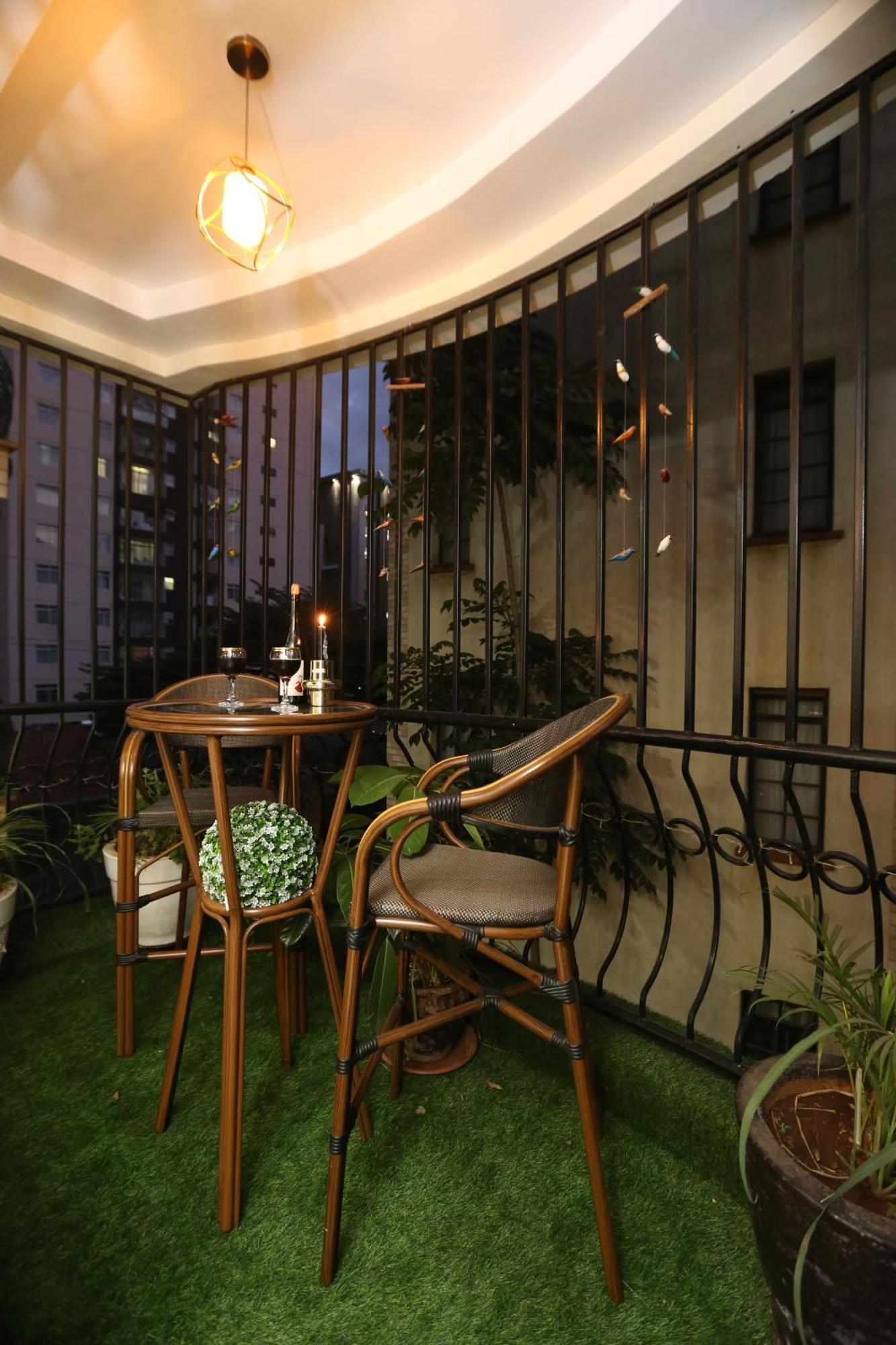 Royal Apartment *