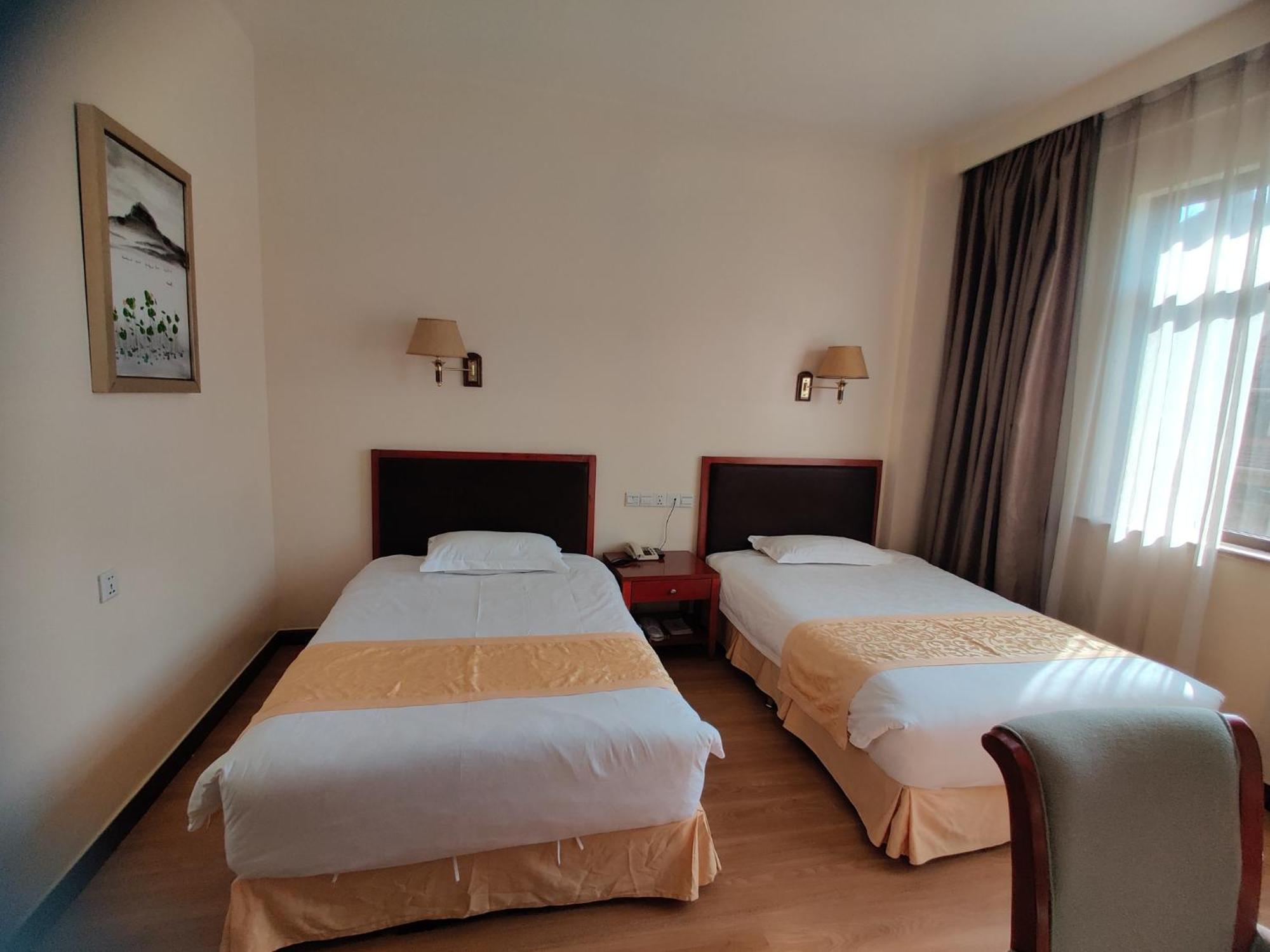Soluxe Club International Nairobi