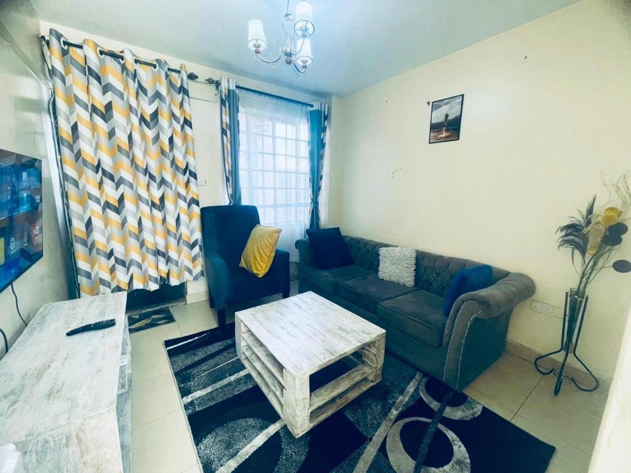 1 Bedroom Short & Long Term Stay-trm Drive, Roysambu Apartment *