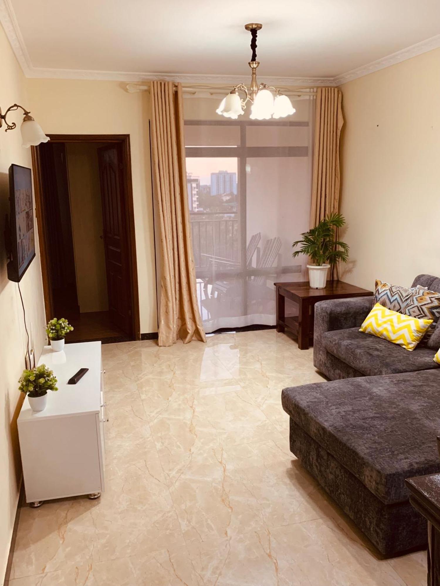 Bed & Breakfast Chare's Nest Furnished Nairobi